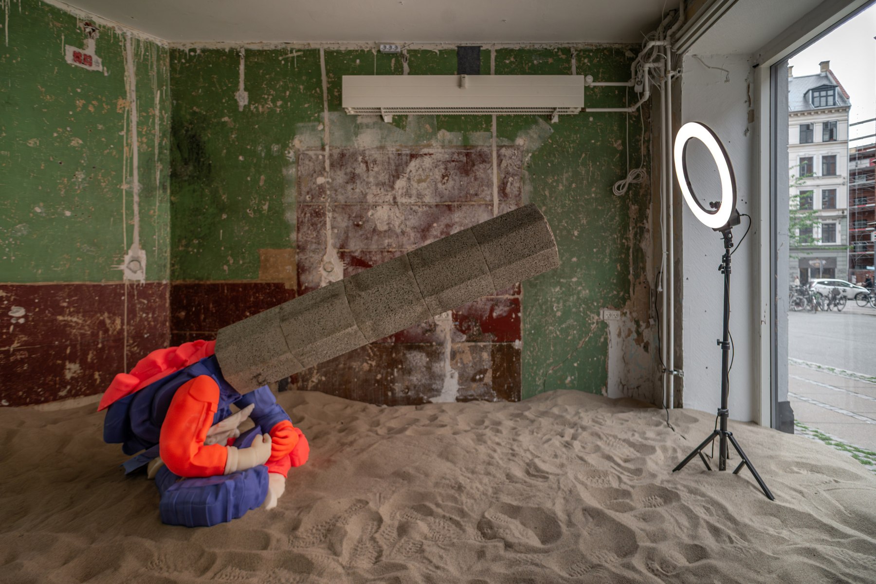 Anne Haaning, Infinity Scroll, 2026, installation views and details. Photos: Alen Aligrudić / Nemanja Askov.