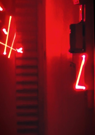 Kirke Hundevad Meng, Molecular Mischief, 2024, laser installation, video stills. Video stills: Nemanja Askov.