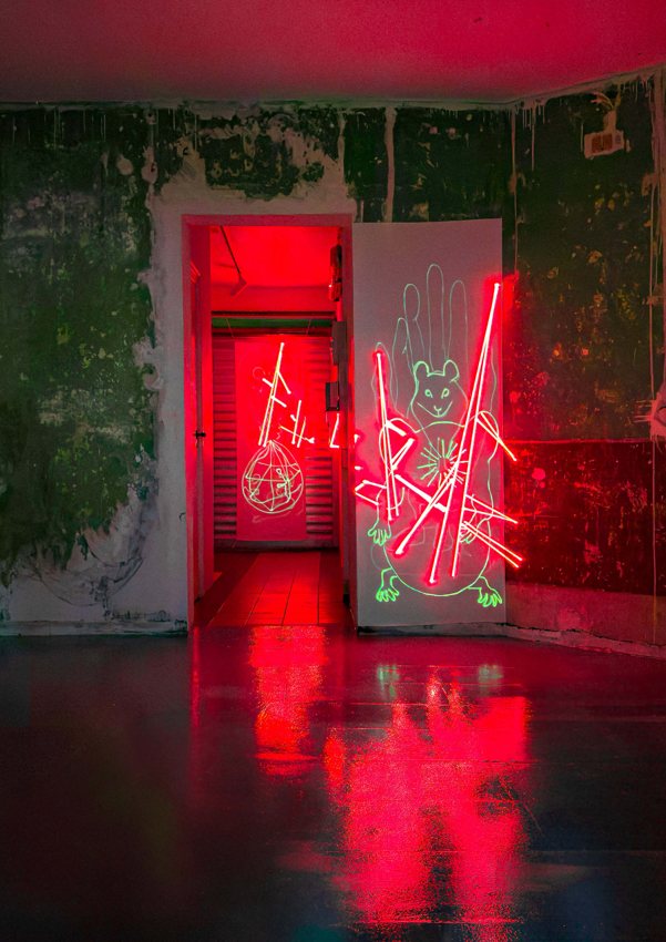 Kirke Hundevad Meng, Molecular Mischief, 2024, installation view. Photo: Nemanja Askov.