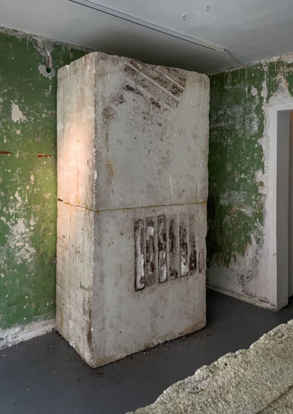 Sophie Hjerl, EYES SEA ICE, 2026, installation view. Photo: Nemanja Askov.